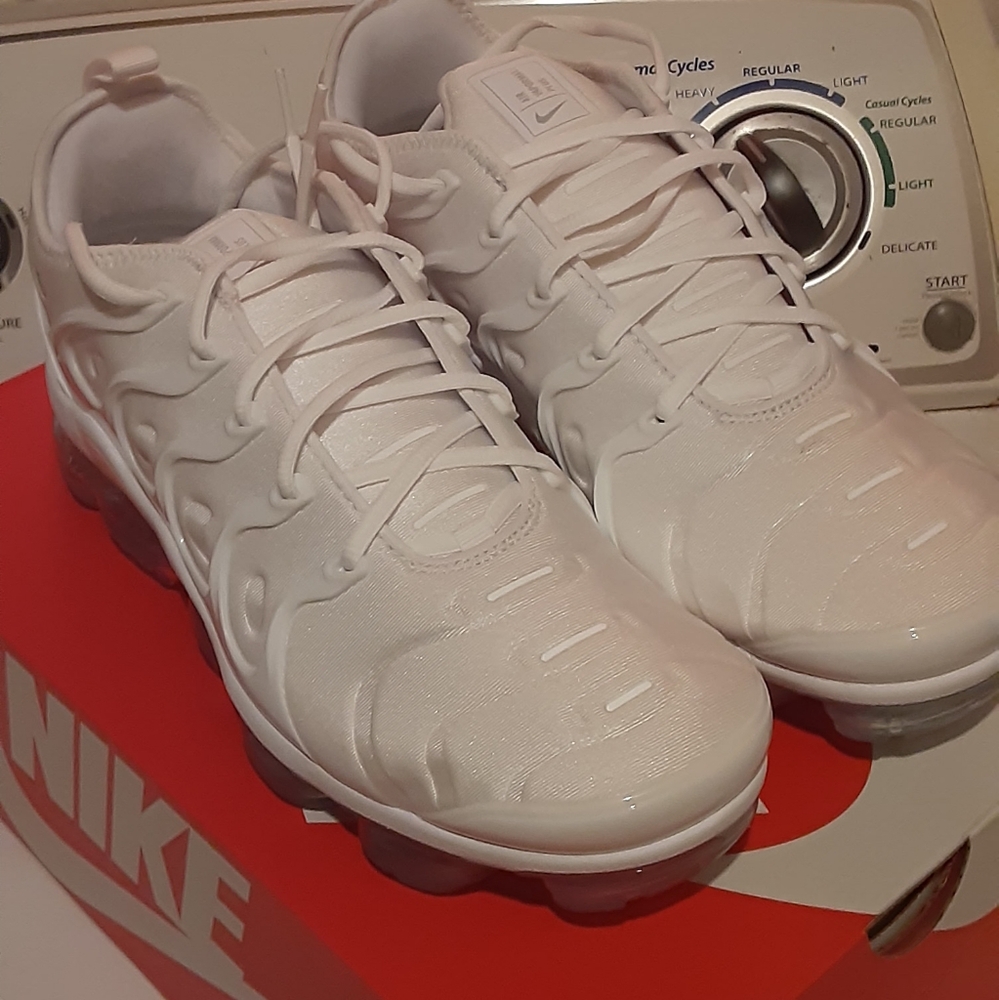 Nike White Air VaporMax Plus Sneakers